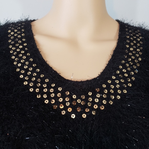 Le Queen Embellished Neck Fuzzy Oversized Sweater - Picture 5 of 7